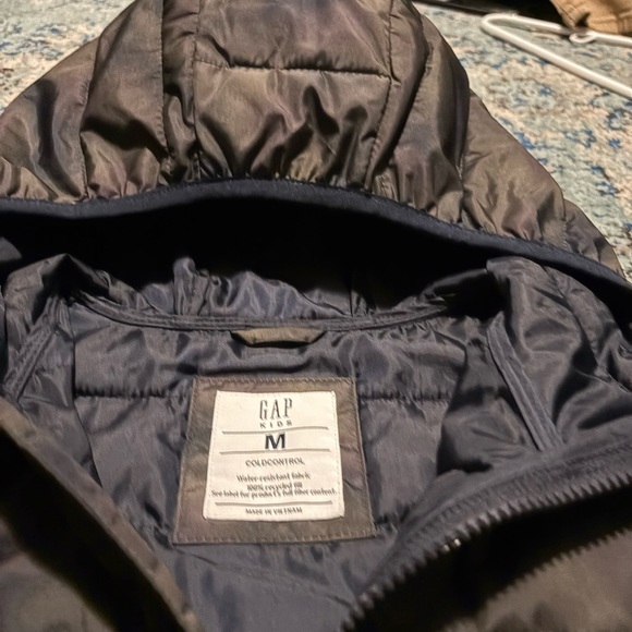 ColdControl Puffer Jacket
Size Medium Kids - Picture 4 of 4